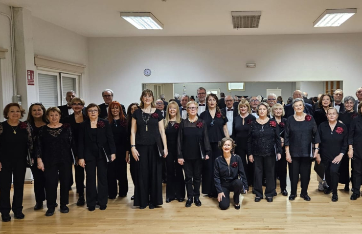 conjunto de las personas que componen la coral