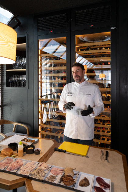 El cocinero Javi Estévez en La Tasquería